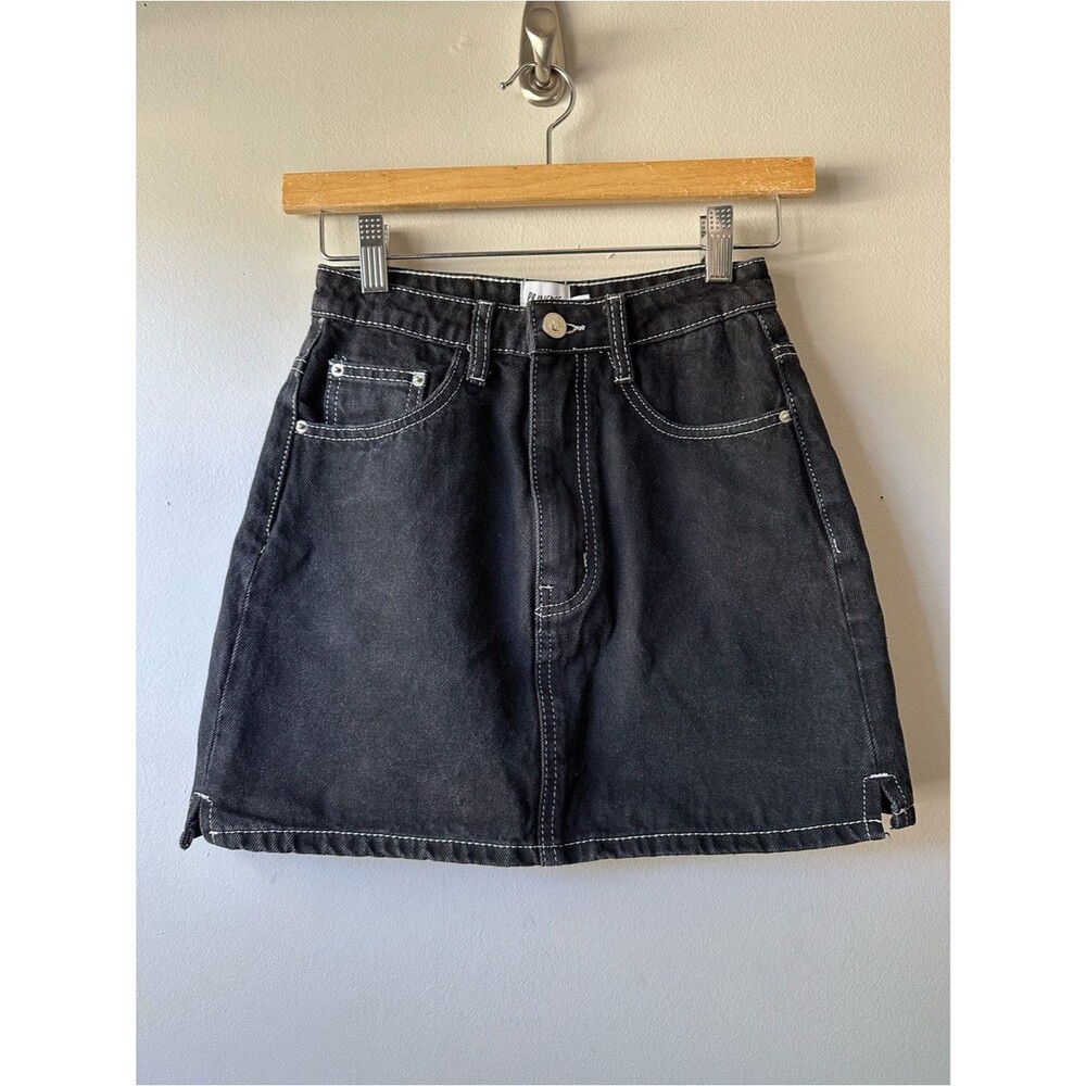 Princess Polly Black Denim Slit Mini Skirt Contrast Stitching Goth Punk Size 0
